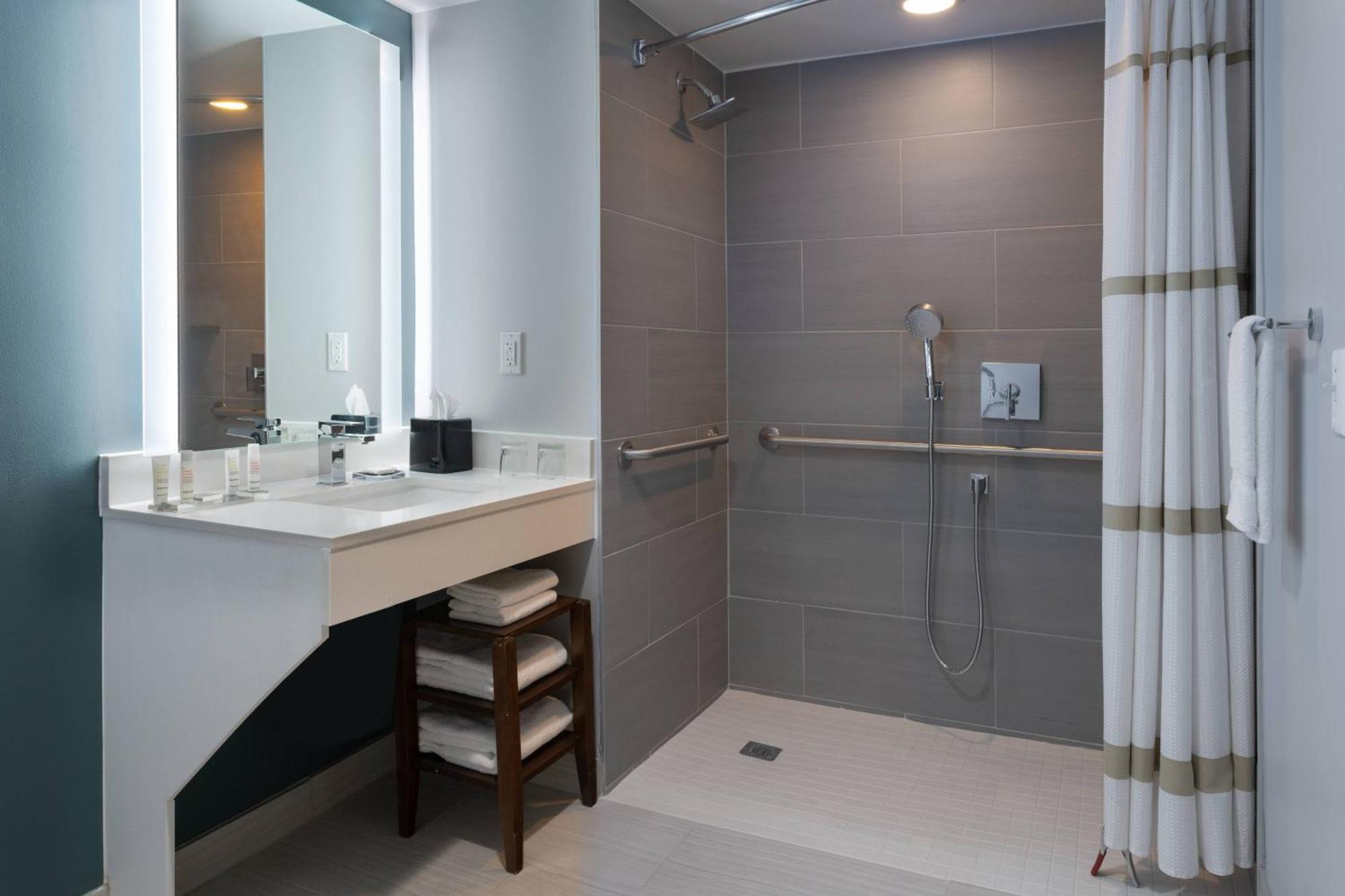 Marriott Greensboro Downtown מראה חיצוני תמונה