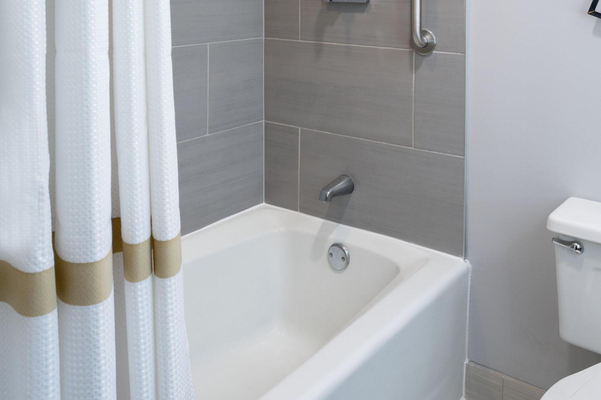 Marriott Greensboro Downtown מראה חיצוני תמונה