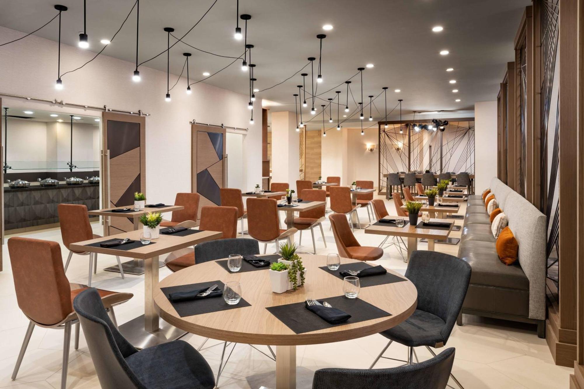 Marriott Greensboro Downtown מראה חיצוני תמונה